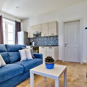 https://st-ursuala-apartment-valletta.qawrahotelsmalta.org