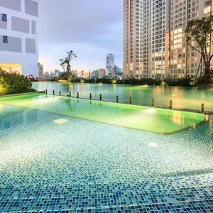  Апартаменты Zo River Gate - Free Pool